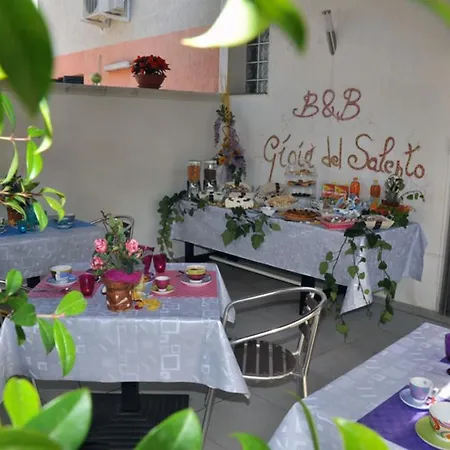 Gioia Del Salento * פורטו צ'זראו